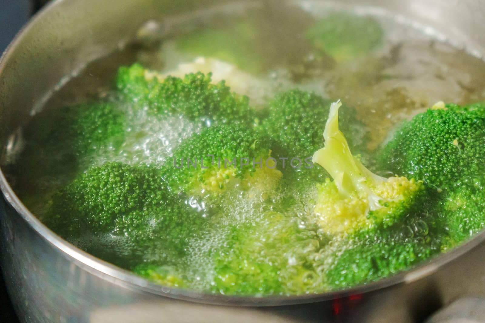 Cooking broccoli, proper, healthy nutrition Selective focus
