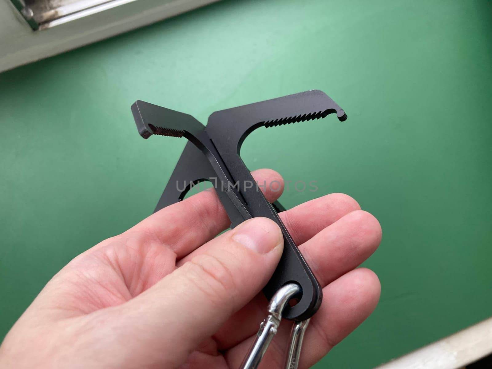 Metal crampon for hiking and the  climbing