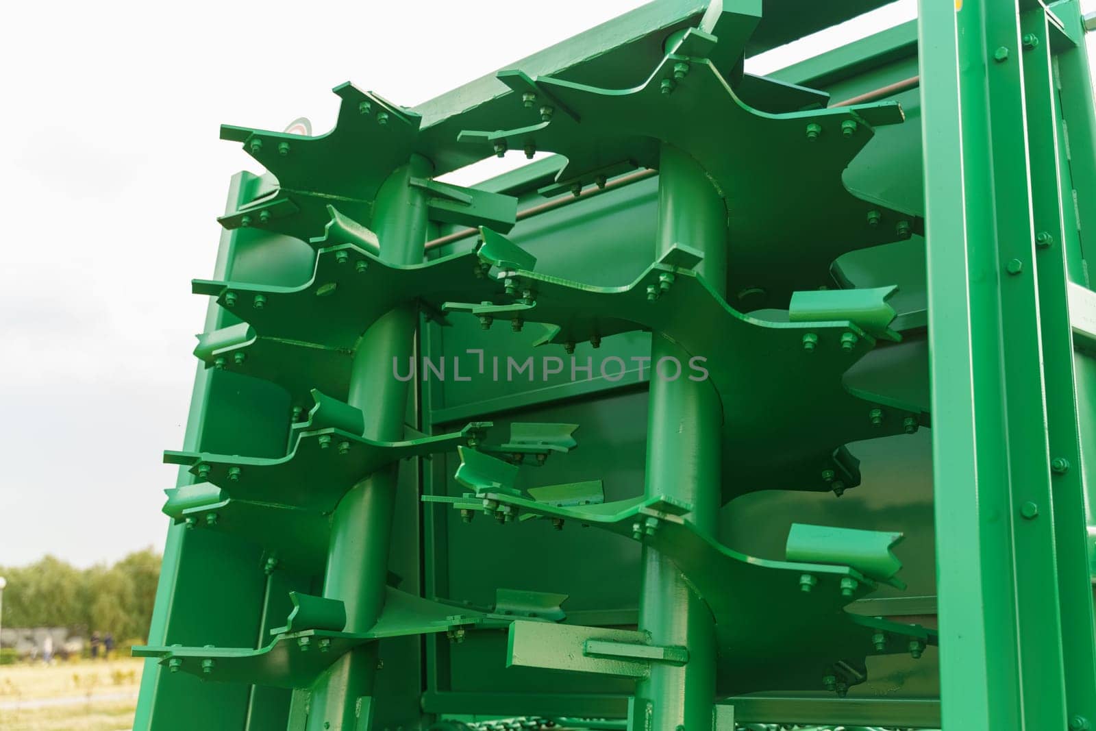 Universal spreader for all types of organic fertilizers, close-up. by Sd28DimoN_1976