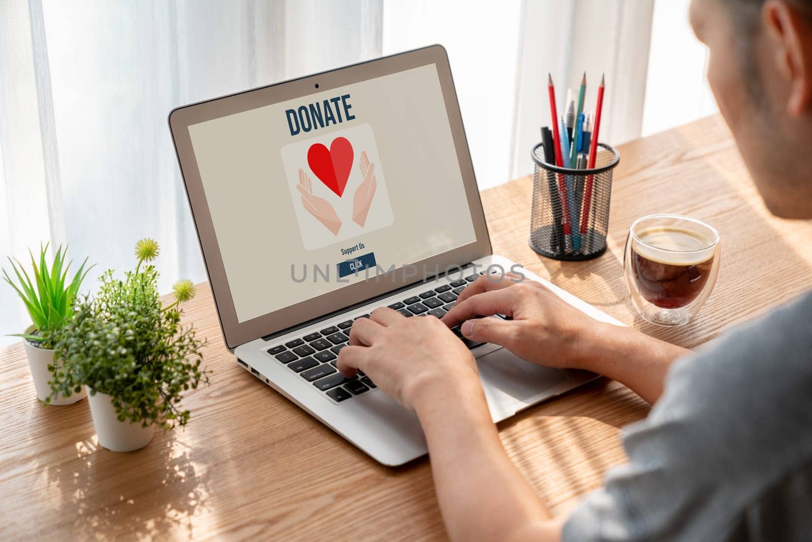 Online donation platform offer modish money sending system by biancoblue
