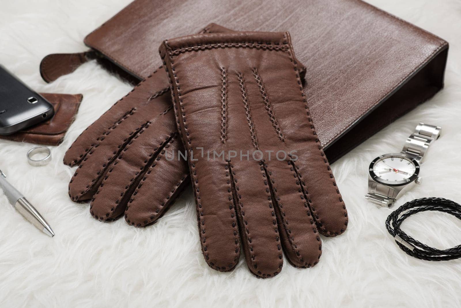 brown leather gloves  by norgal