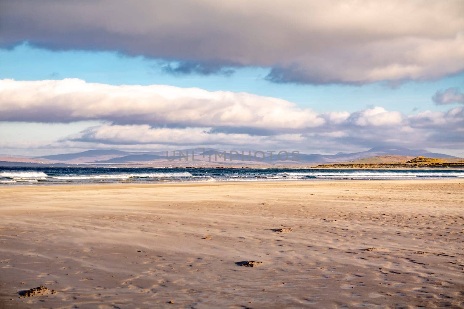 Narin Strand is a beautiful large blue flag beach in Portnoo, County Donegal - Ireland.