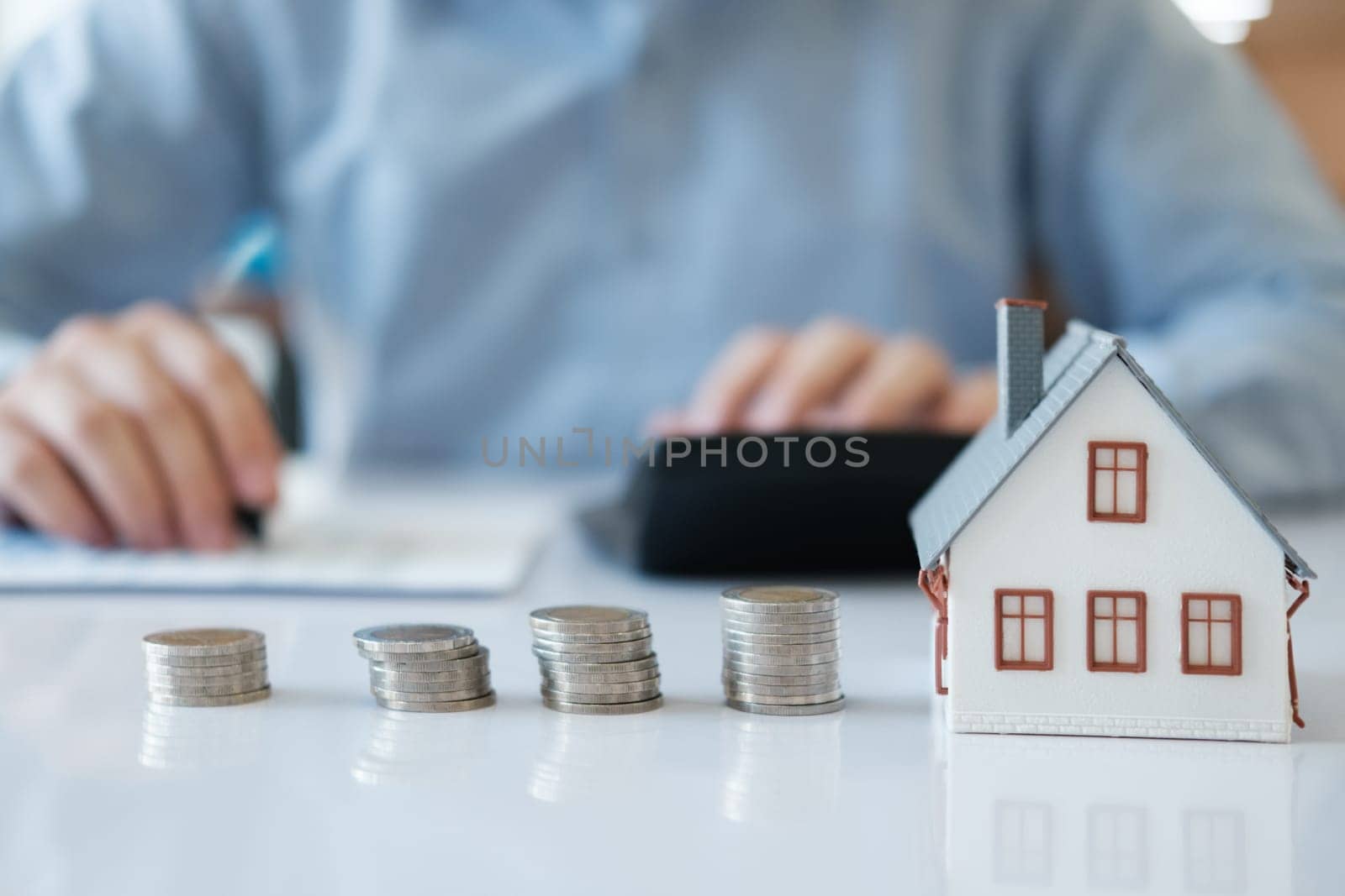 Saving for real estate investment and housing by ijeab