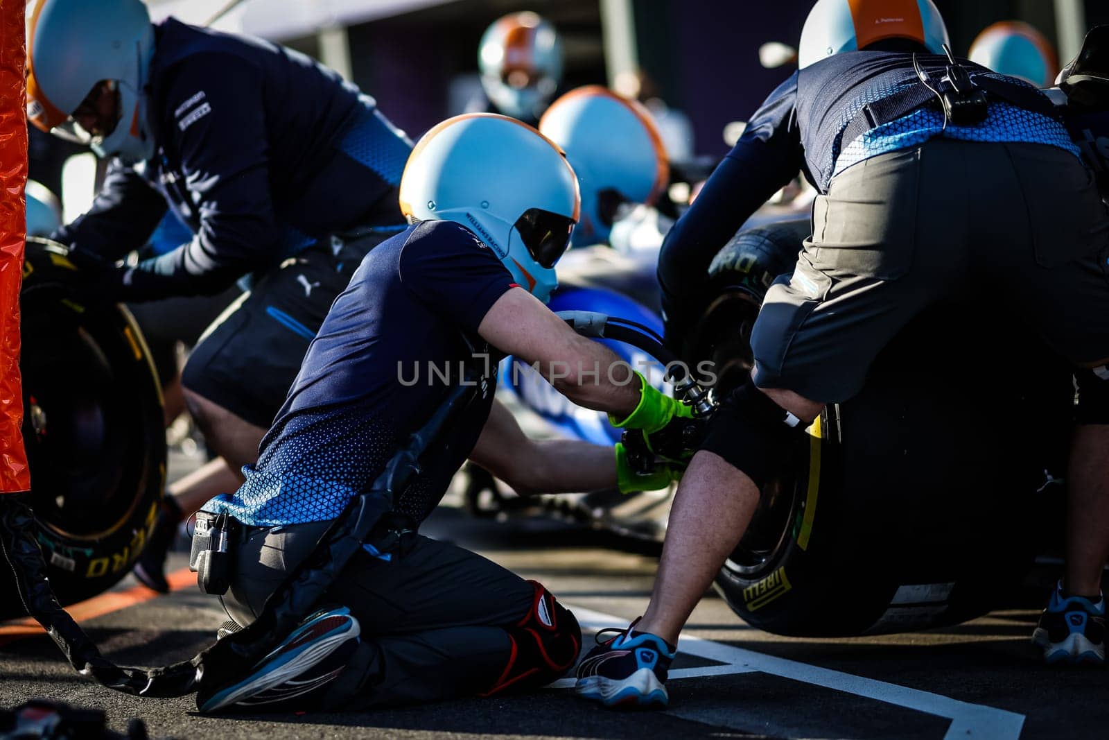 MELBOURNE, AUSTRALIA - MARCH 21: Williams Racing practicing pit stops at the 2024 Australian Grand Prix at Albert Park in Melbourne, Australia