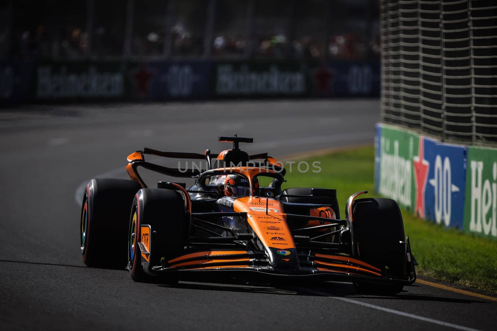 MELBOURNE, AUSTRALIA - MARCH 23: Oscar Piastri of Australia drives the McLaren MCL38 during qualifying in the 2024 Australian Grand Prix at Albert Park in Melbourne, Australia