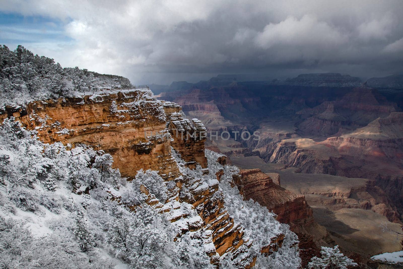 Fresh snow has fallen at the South Rim of The Grand Canyon at Grand Canyon National Park, Arizona