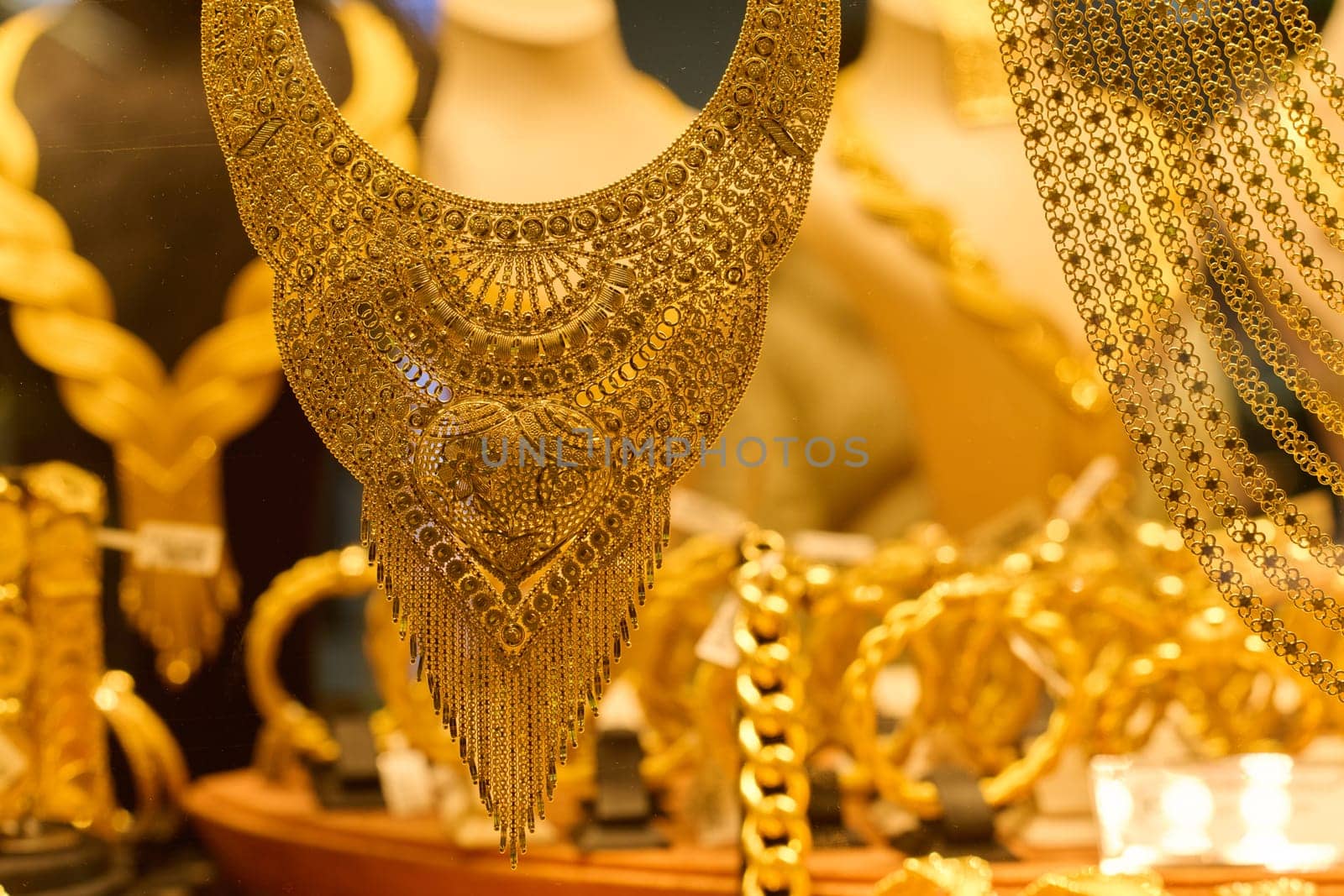 Treasures of Istanbul: A Dazzling Display of Handmade Gold Jewelry by dotshock