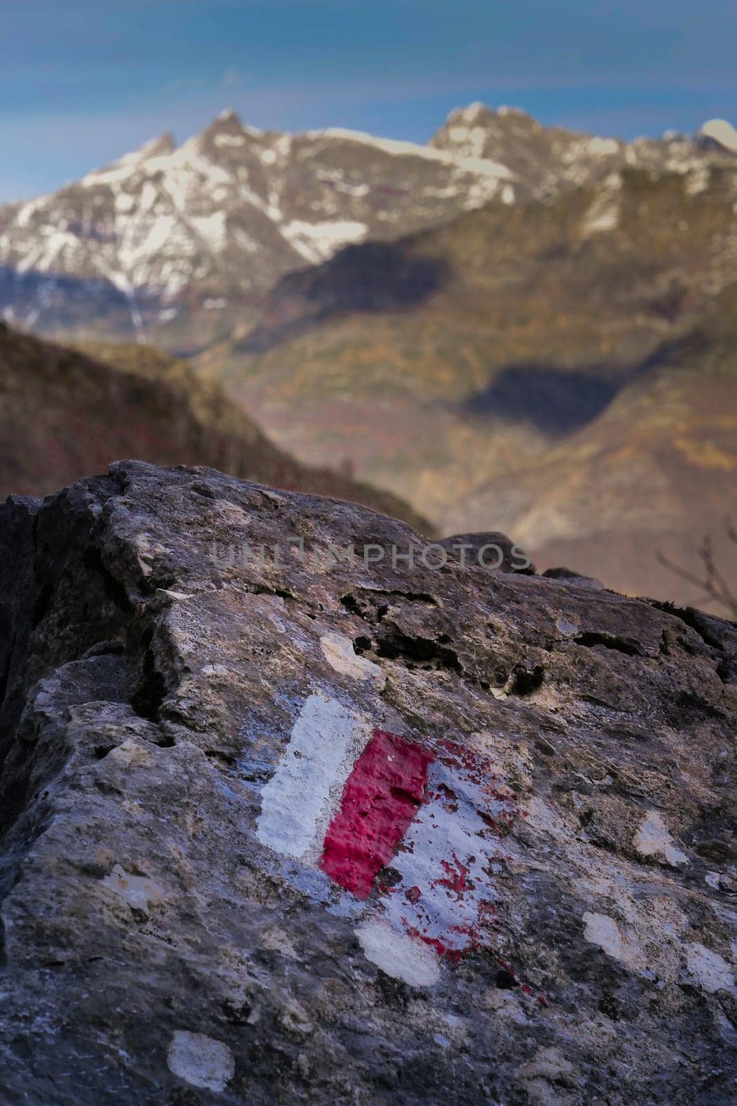 Marking of a long-distance hiking route, white and red, Itineraries in France, Marking on rock, Hiking trail by FreeProd