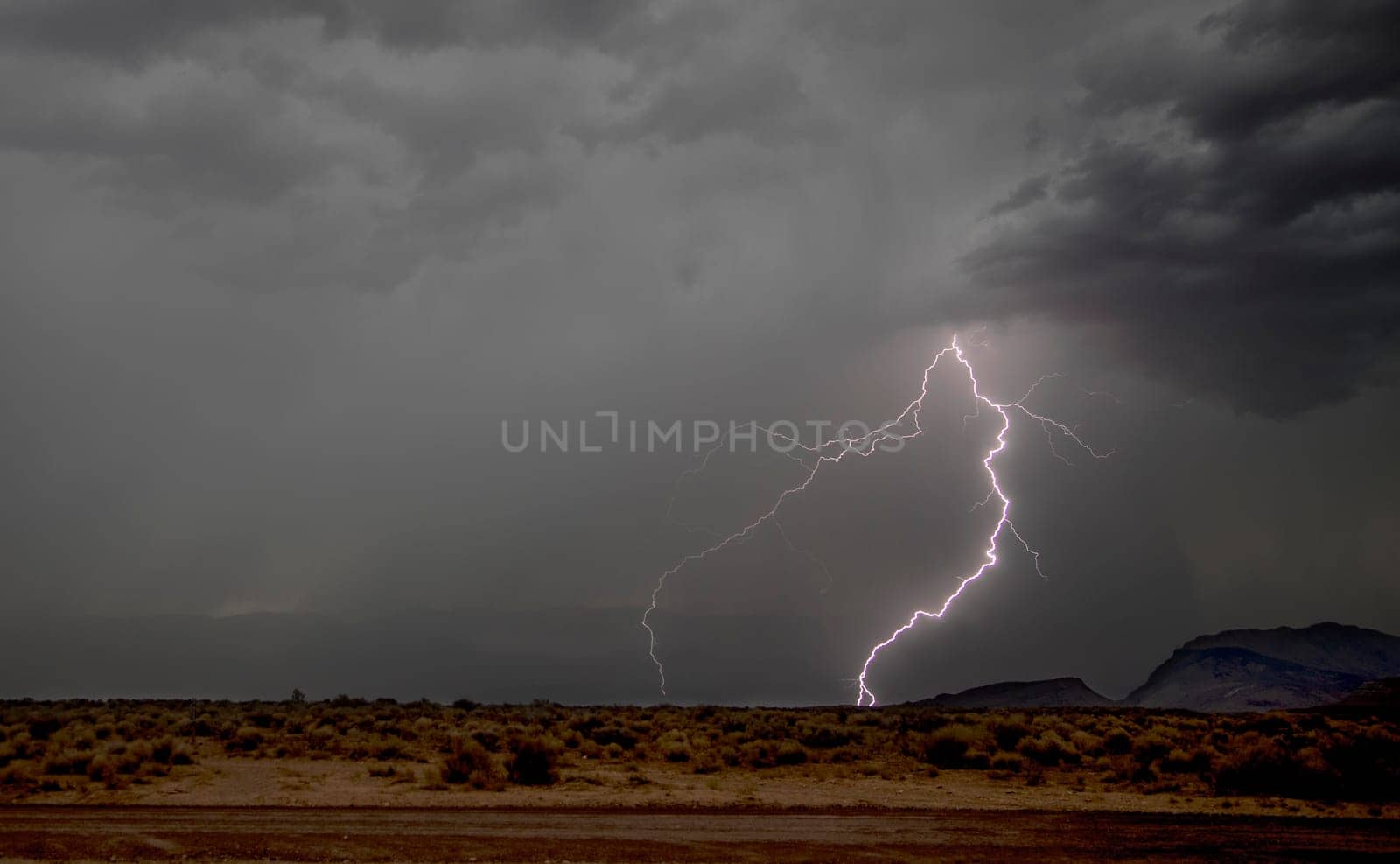 Zion Lightning by Dawn2Dawn