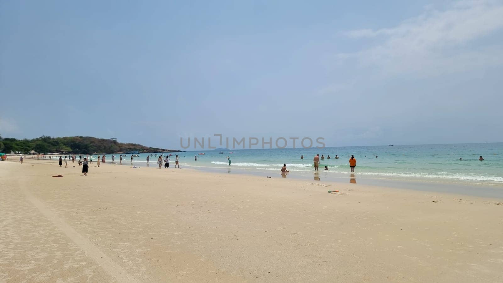 Rayong Koh Samet Thailand 27 March 2024, Chinese tourist on the beach of Koh Samet taking photos and selfies