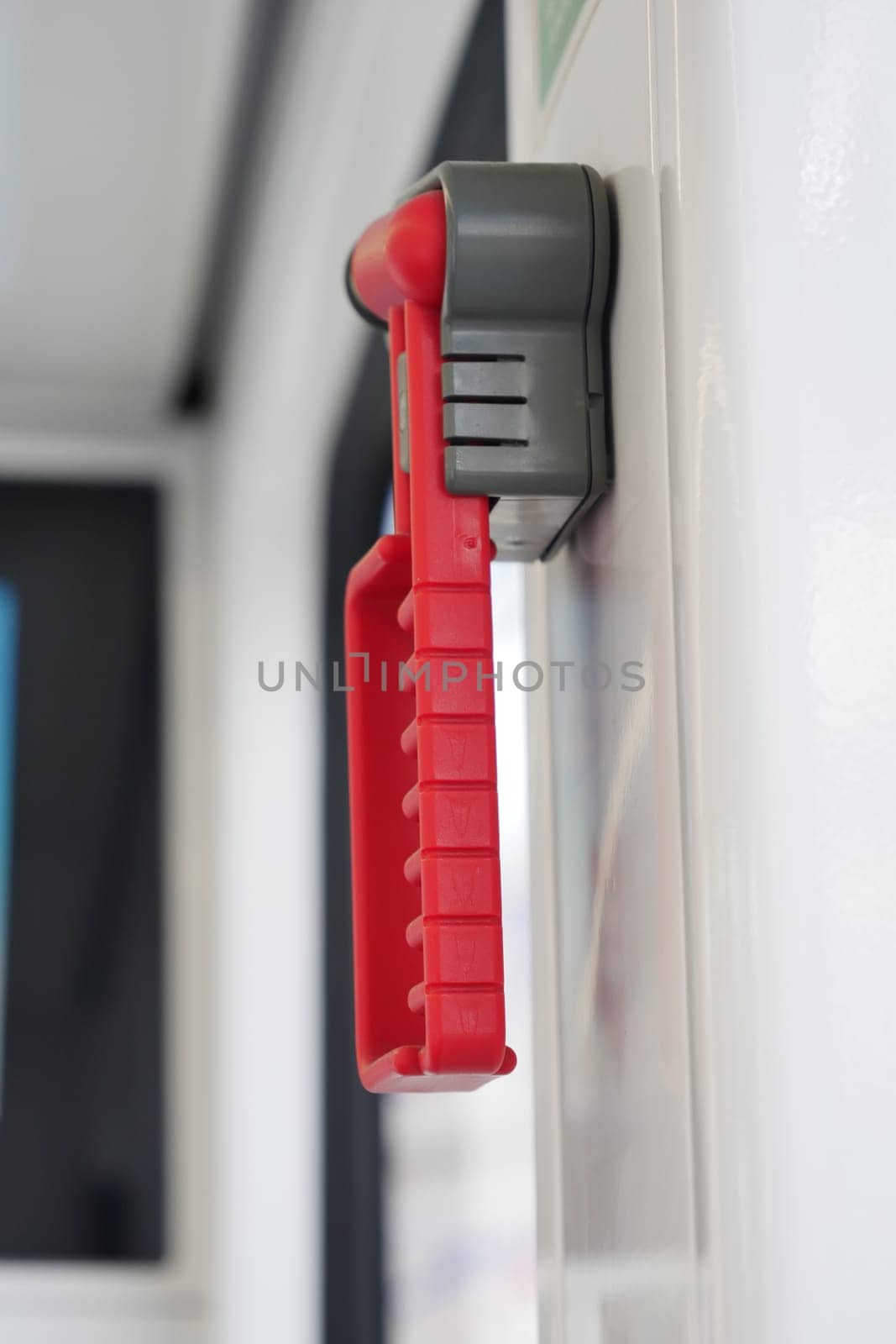 Safety Hammer in a bus and Glass breakage