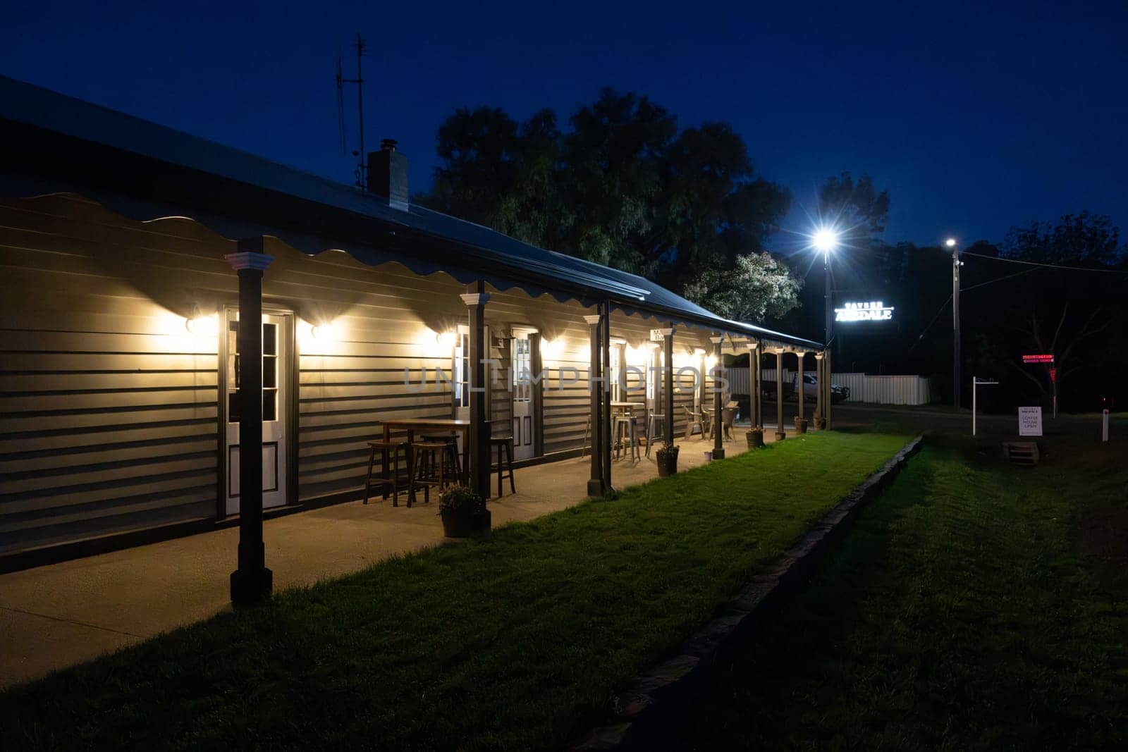 AXEDALE, AUSTRALIA - SEPTEMBER 24: Historic Victorian architecture of the Axedale Tavern on a warm spring evening in Axedale, Victoria, Australia in 2023