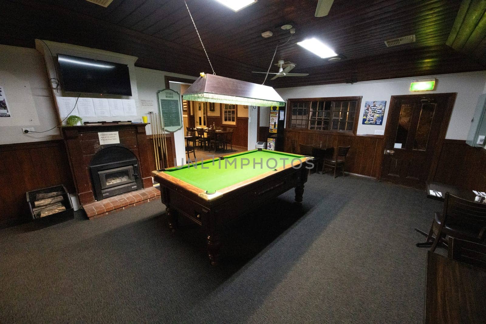 AXEDALE, AUSTRALIA - SEPTEMBER 24: Historic interior Victorian architecture of the Axedale Tavern on a warm spring evening in Axedale, Victoria, Australia in 2023