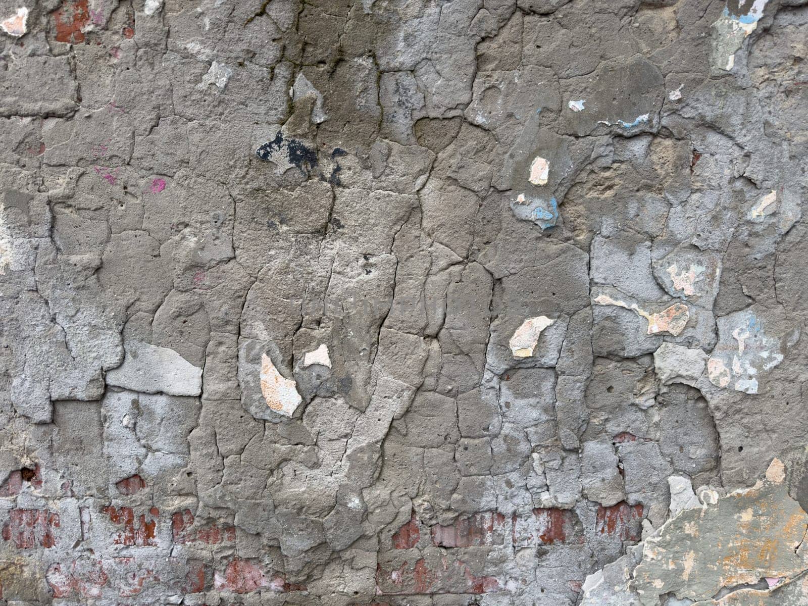 texture of a concrete wall with cracks