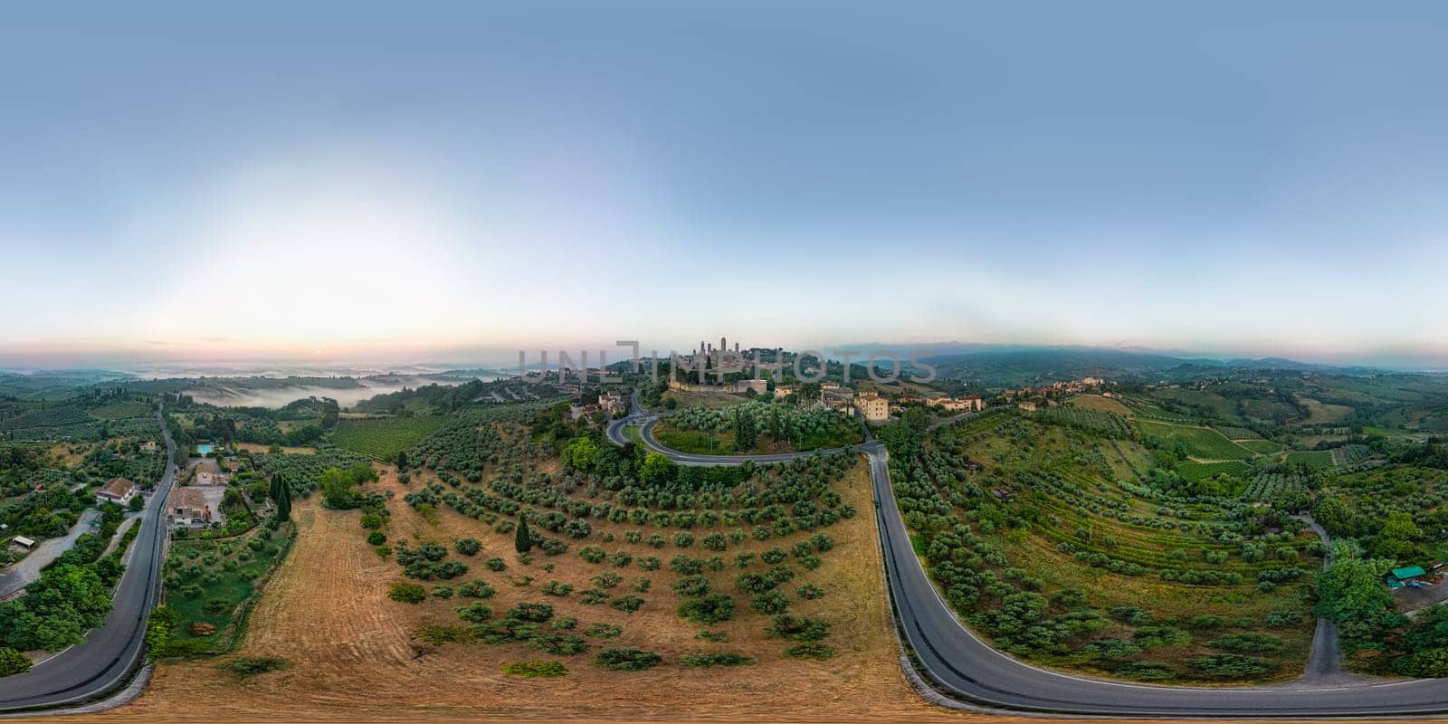 Aerial view an San Gimignano. Tuscany, Italy by mot1963