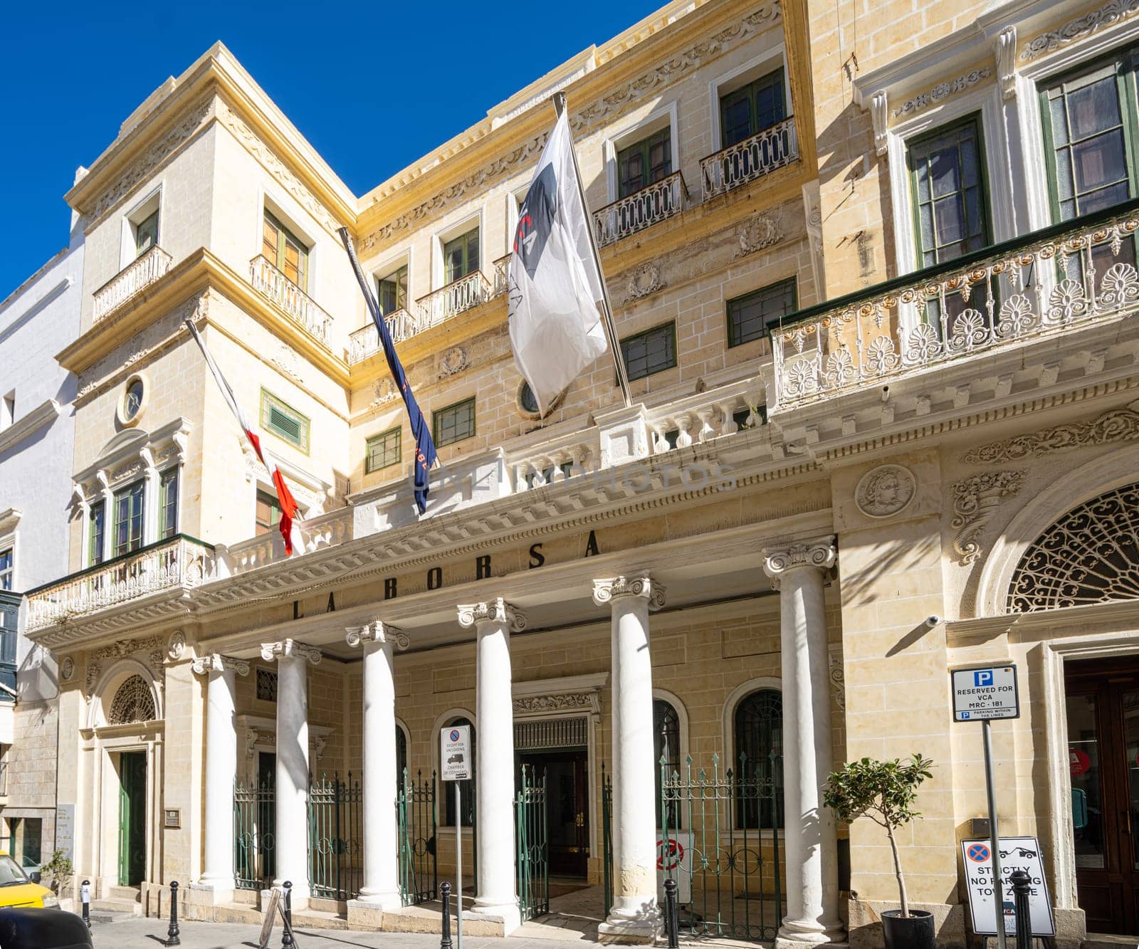 La Borsa building in Valletta, Malta by sergiodv