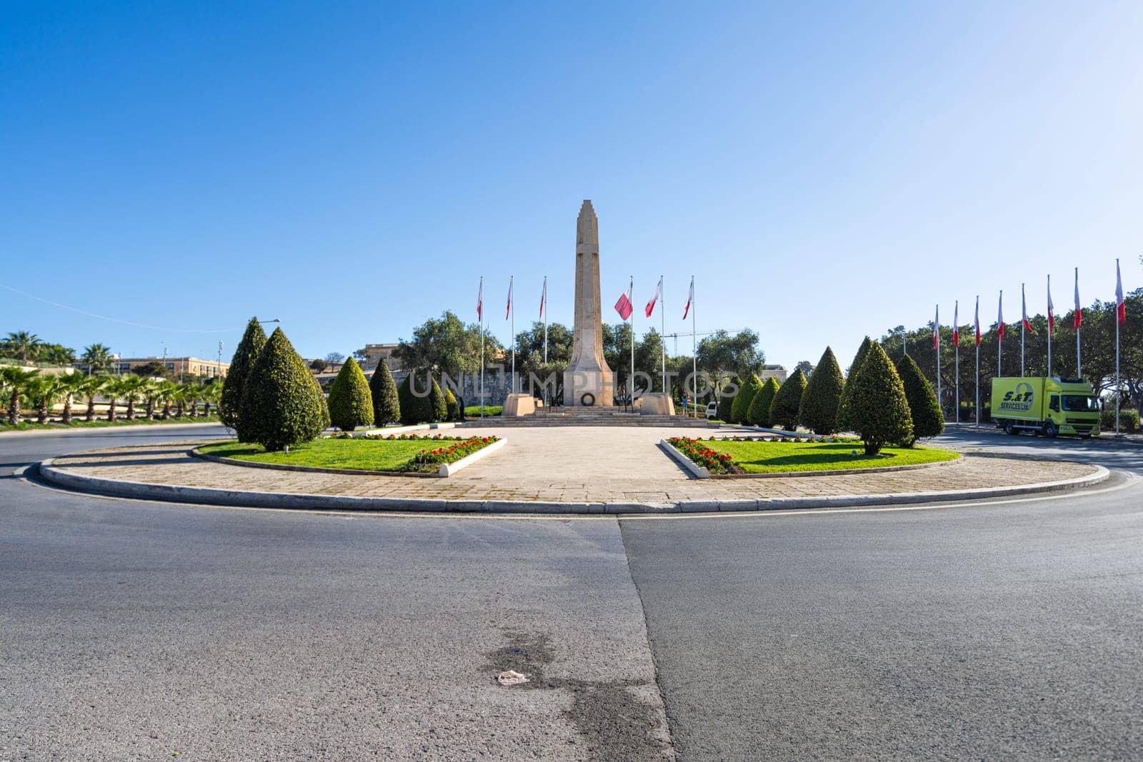  War Memorial in Valletta, Malta by sergiodv