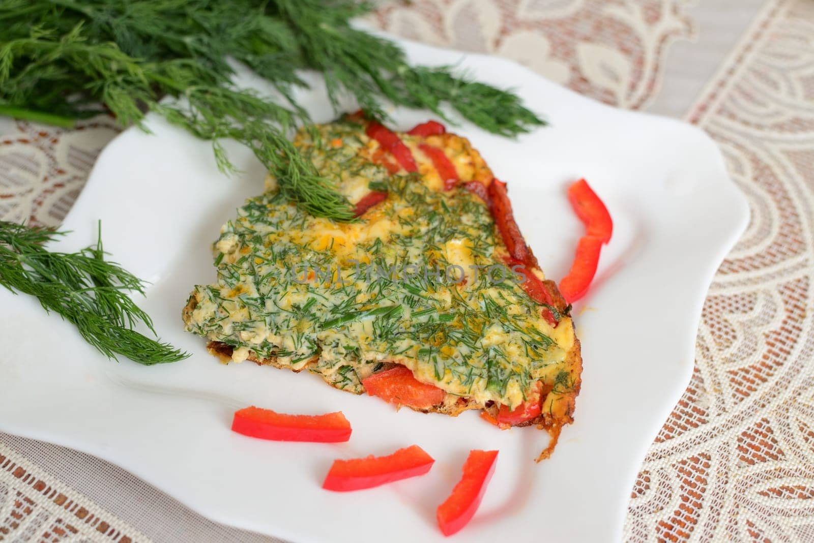 Omelette with sweet pepper and dill