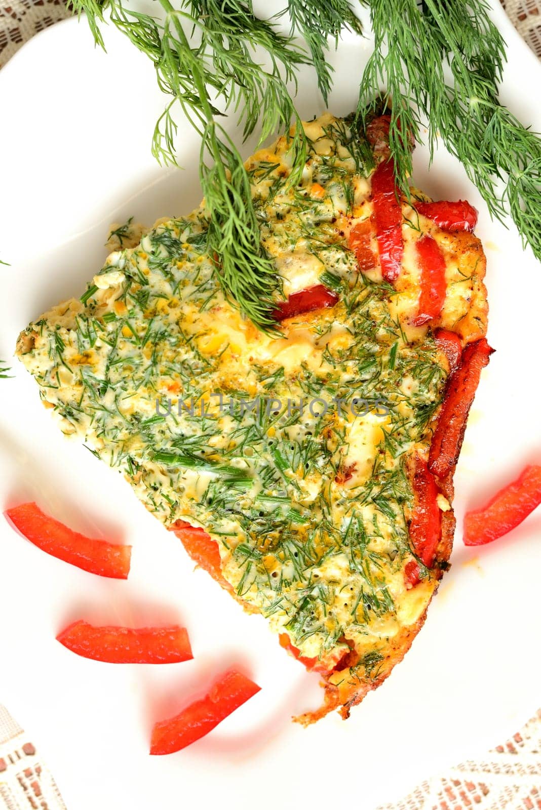 Omelette with sweet pepper and dill