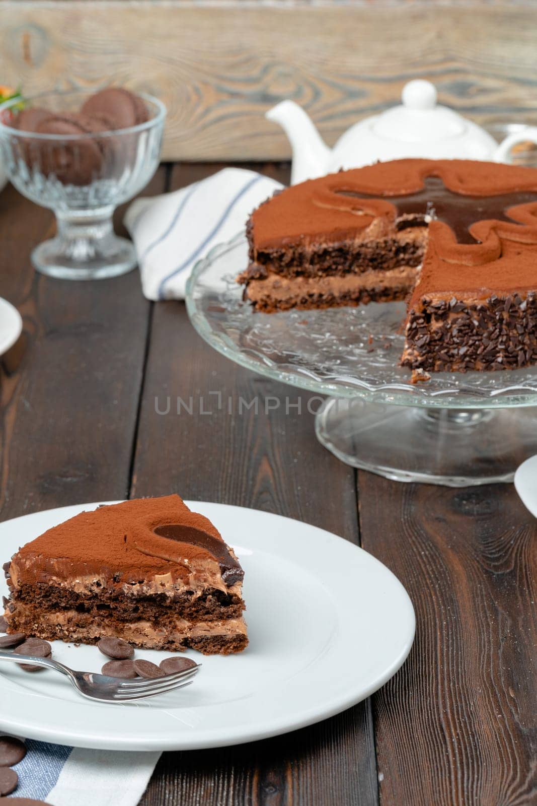 Chocolate cake with chocolate powder on top