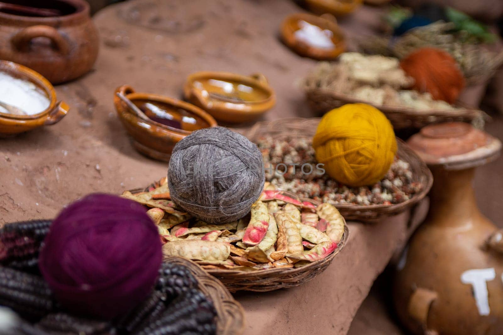 Peruvian wool thats been dyed showing the ingredients