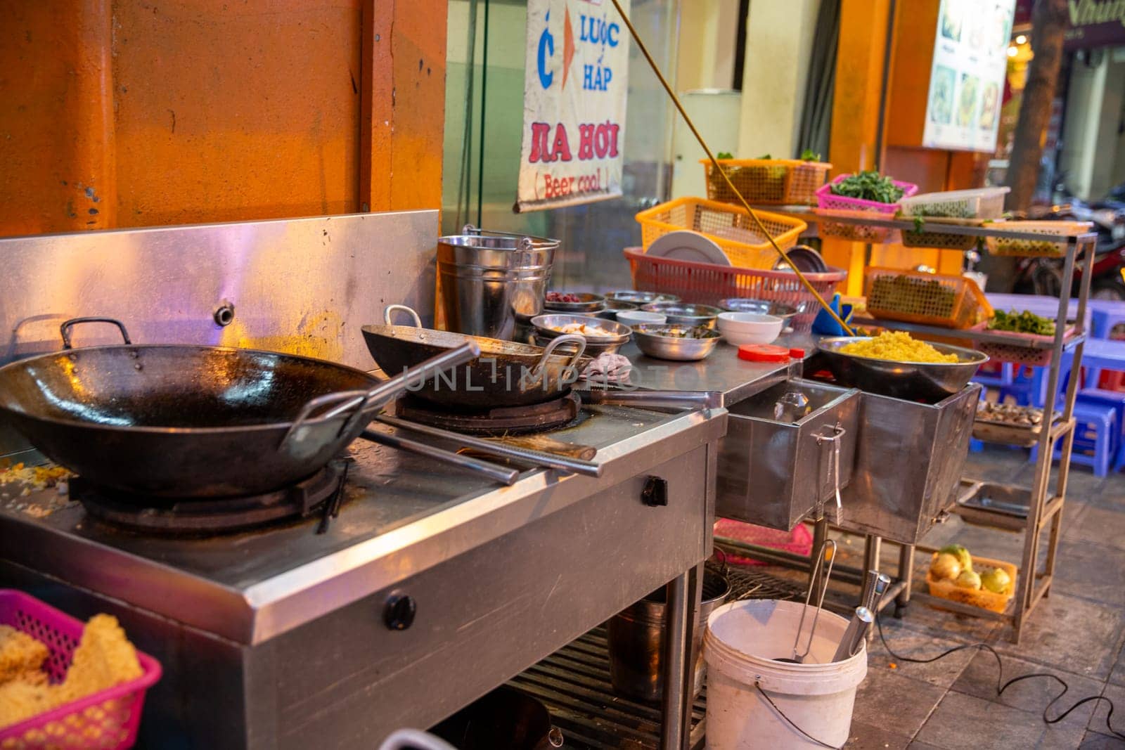 Outdoor Asian kitchen  for street food