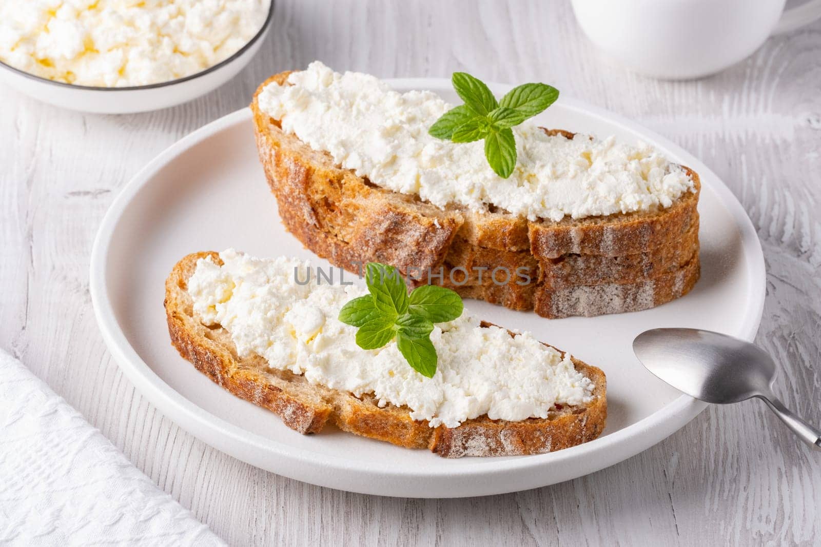 Sandwich with soft cottage cheese by NataliPopova