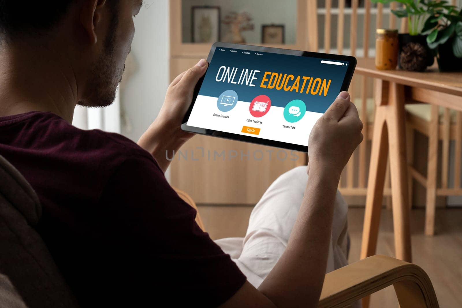 E-learning website with modish sofware for student to study on the internet by biancoblue