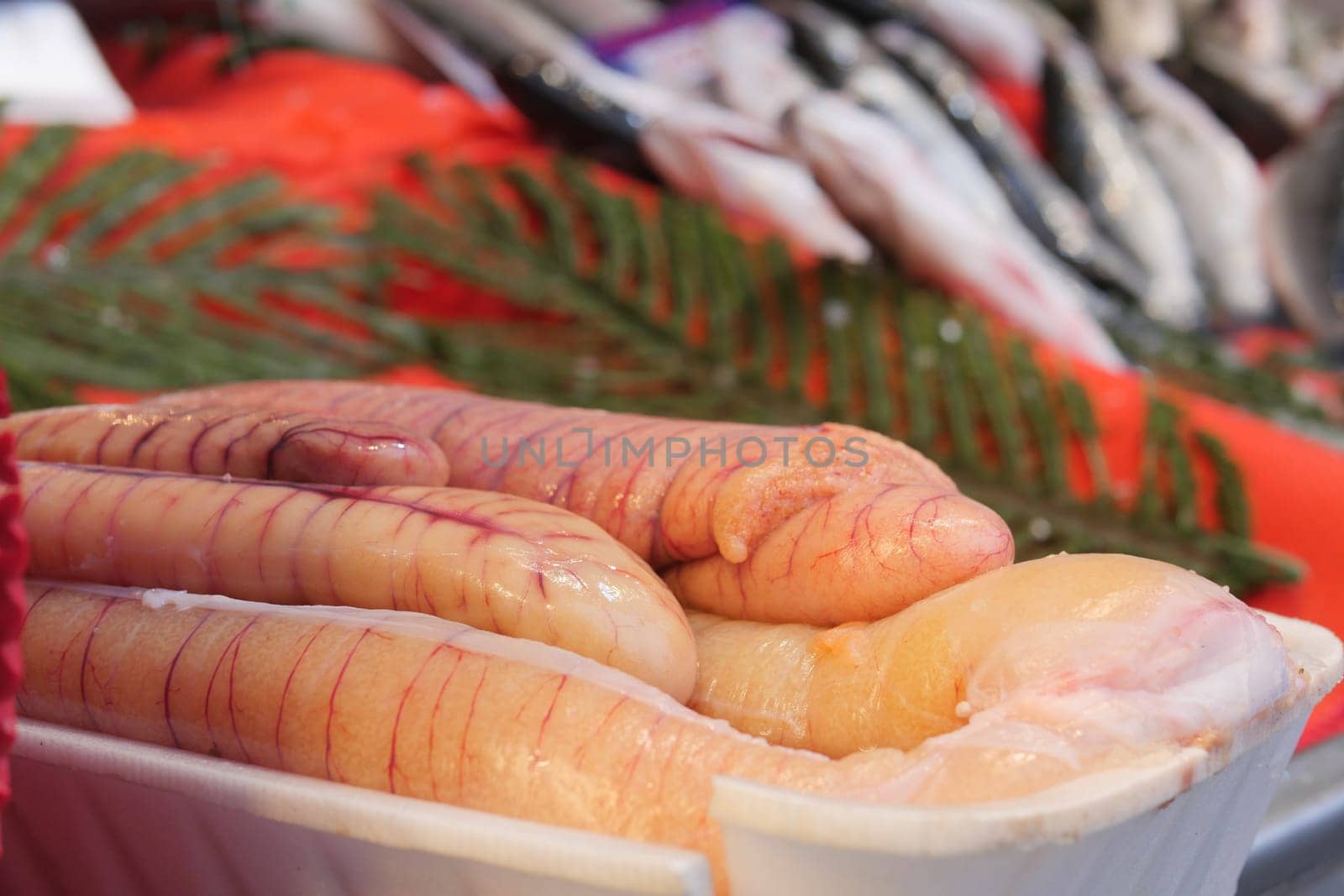 seer fish egg raw selling at fish market ,