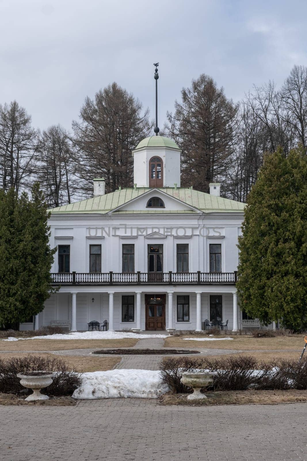 Serednikovo manor, mansion, palace, white building. Equestrian building, by AnatoliiFoto