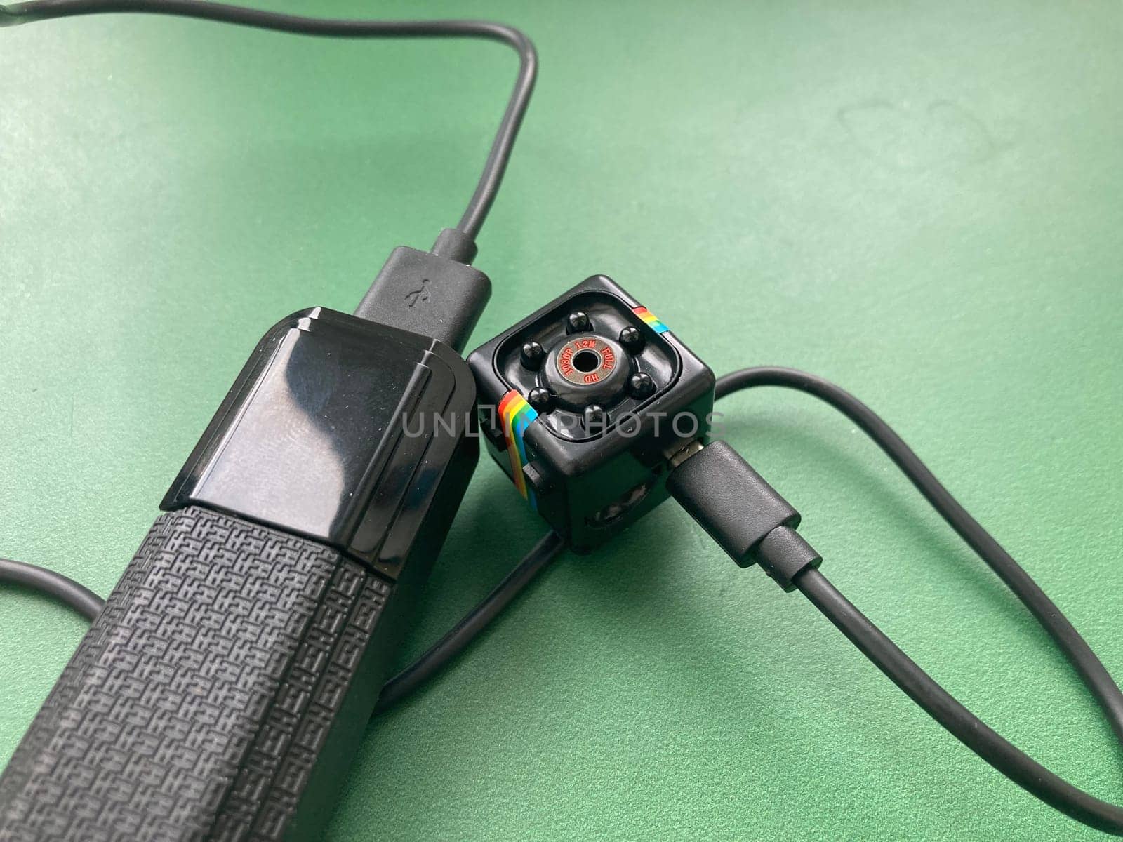 Probe endoscope video camera for the examining bottlenecks