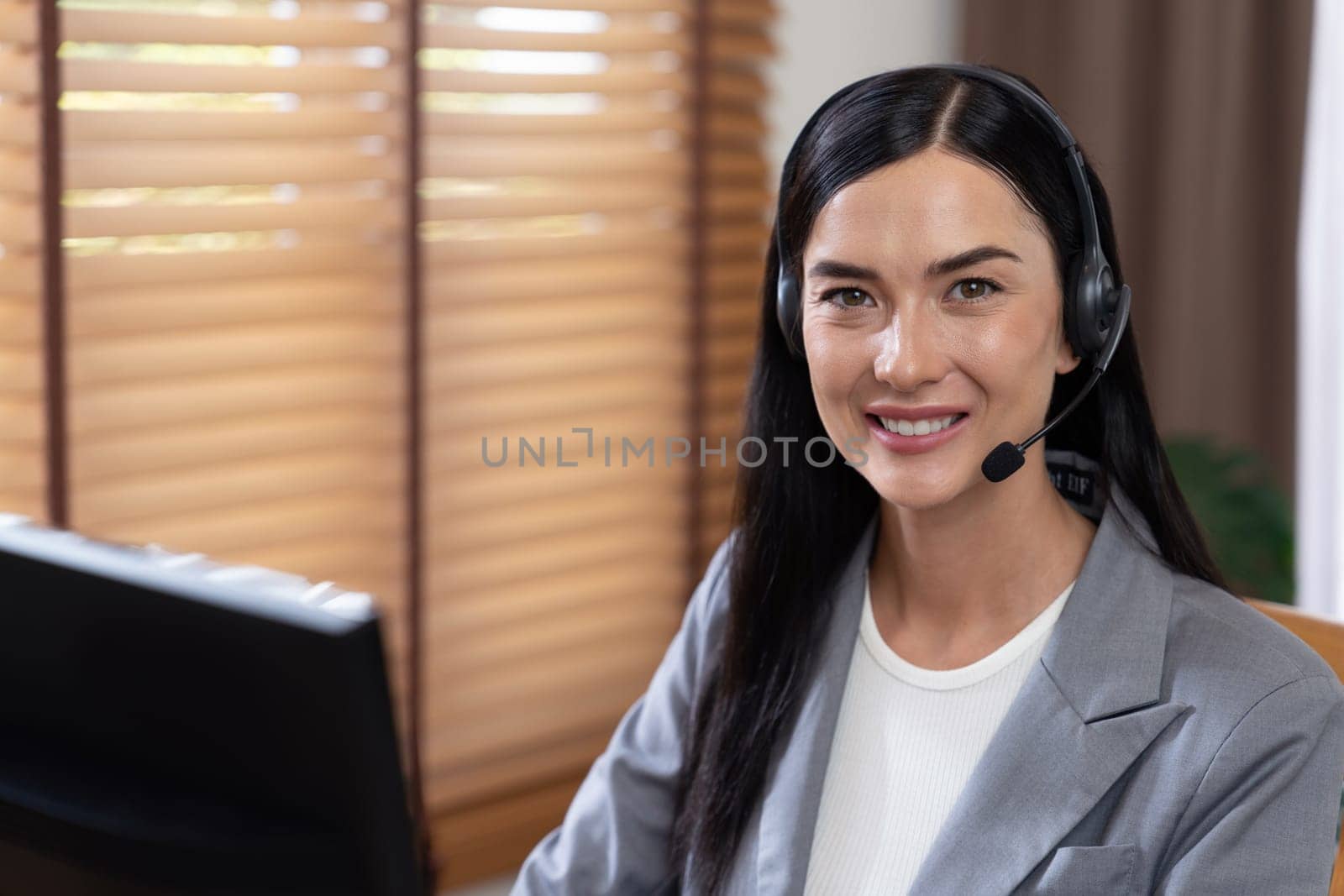 Female call center operator or customer service helpdesk staff. Blithe by biancoblue