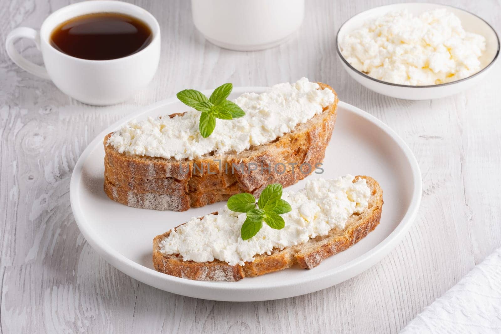 Sandwich with soft cottage cheese by NataliPopova