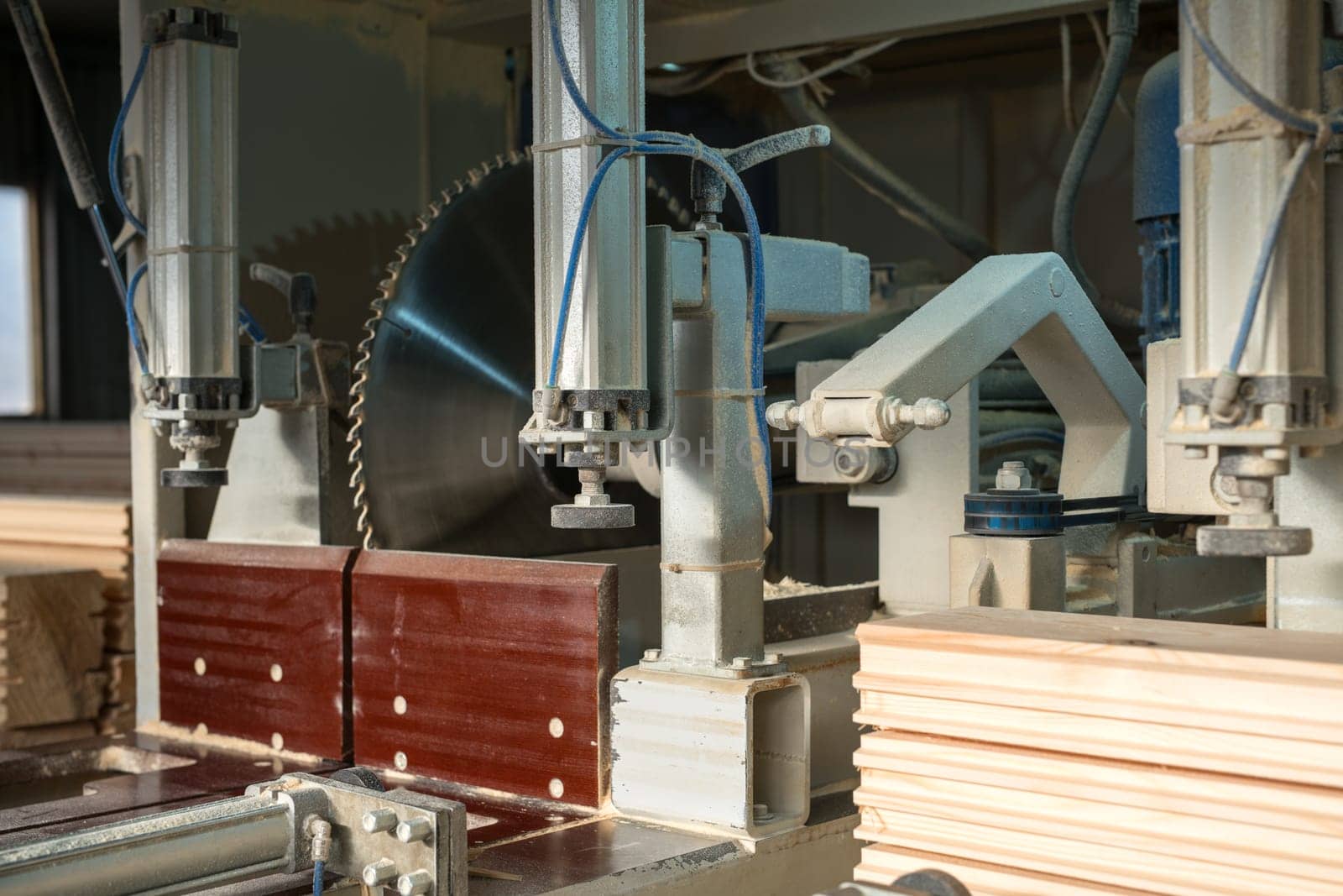 Image of machine for cutting the profiled bars, close-up