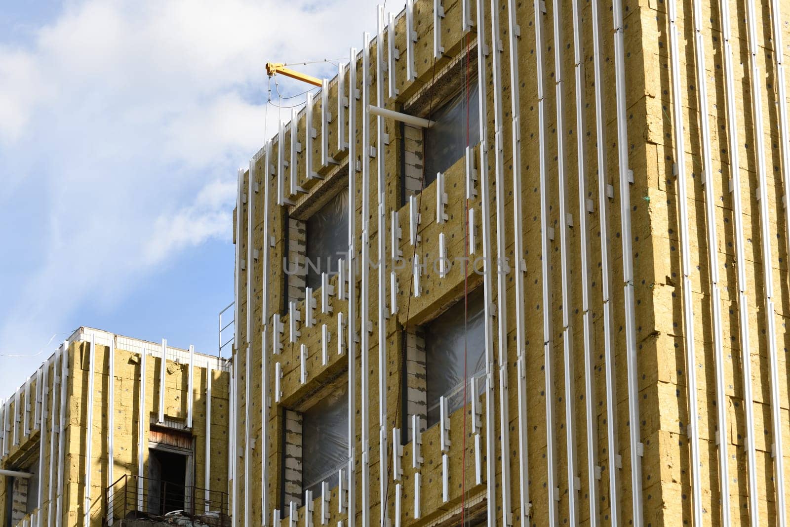 External wall insulation with mineral wool