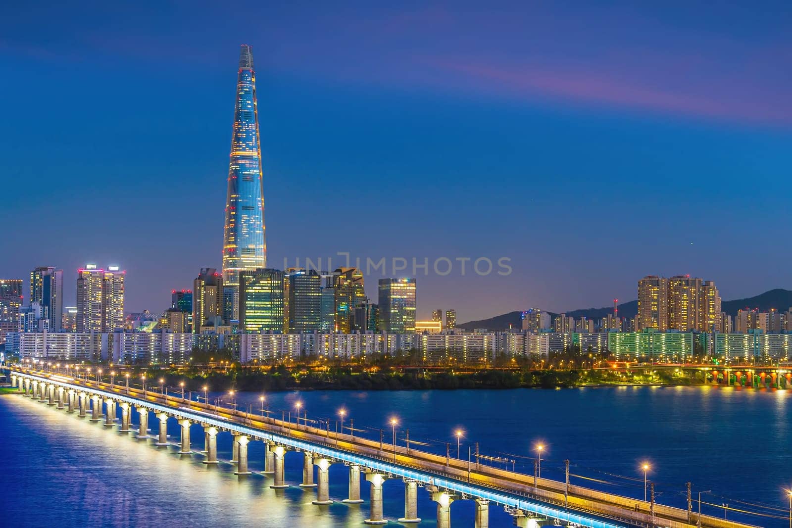 Skyline of seoul, the capital city of south korea with Han River  by f11photo