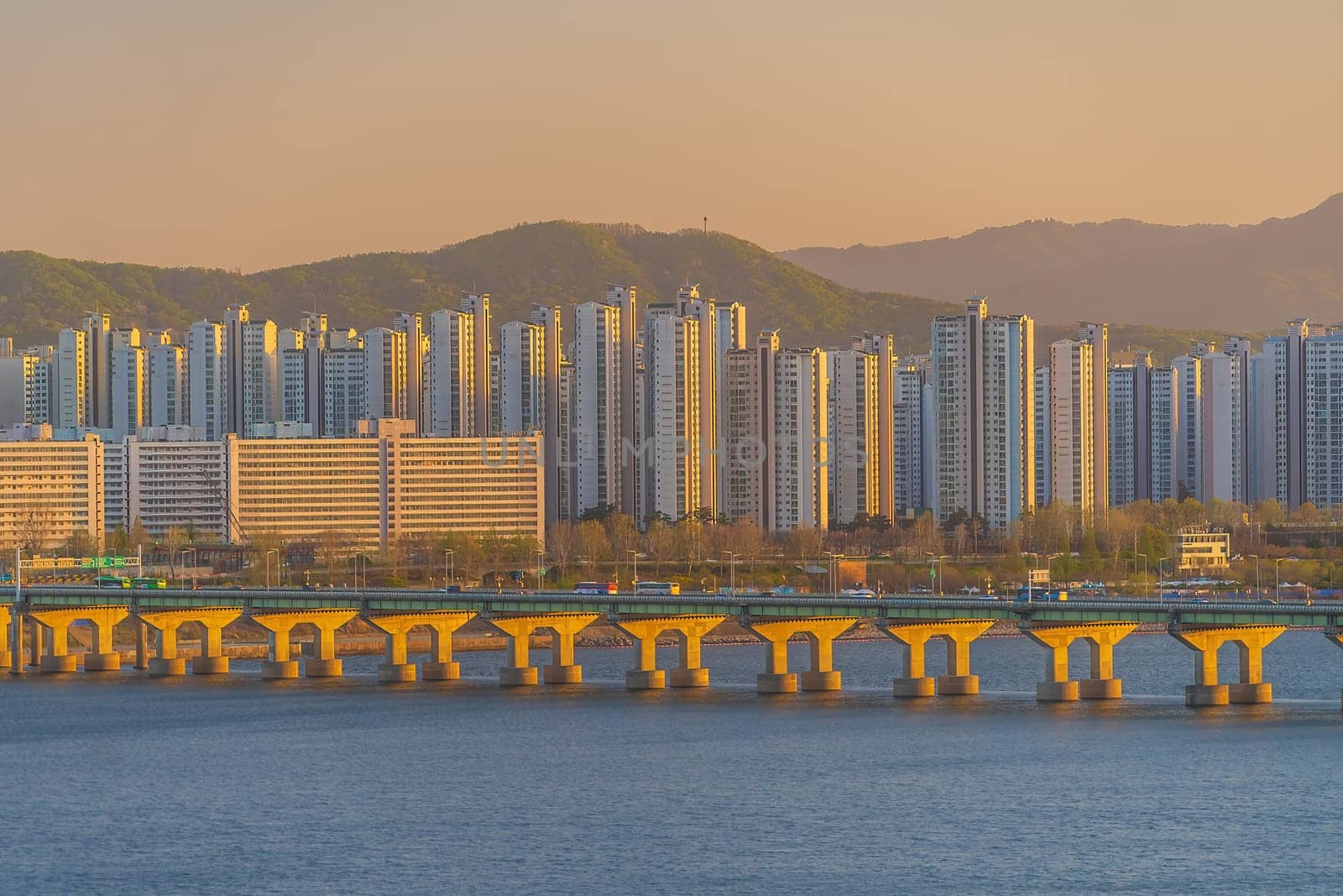 Skyline of seoul, the capital city of south korea with Han River  by f11photo