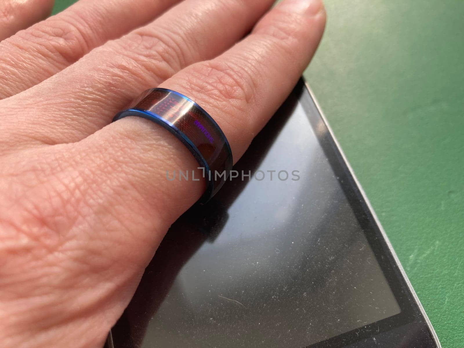 NFC ring sensor for storing and the transmitting information