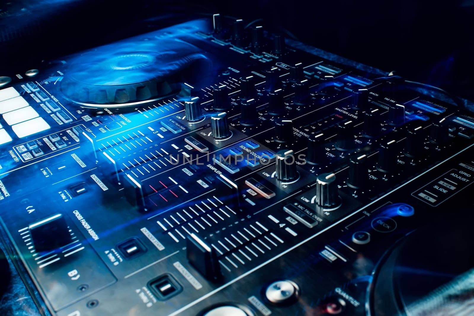 music professional Board for mixing and music management for DJs and play music