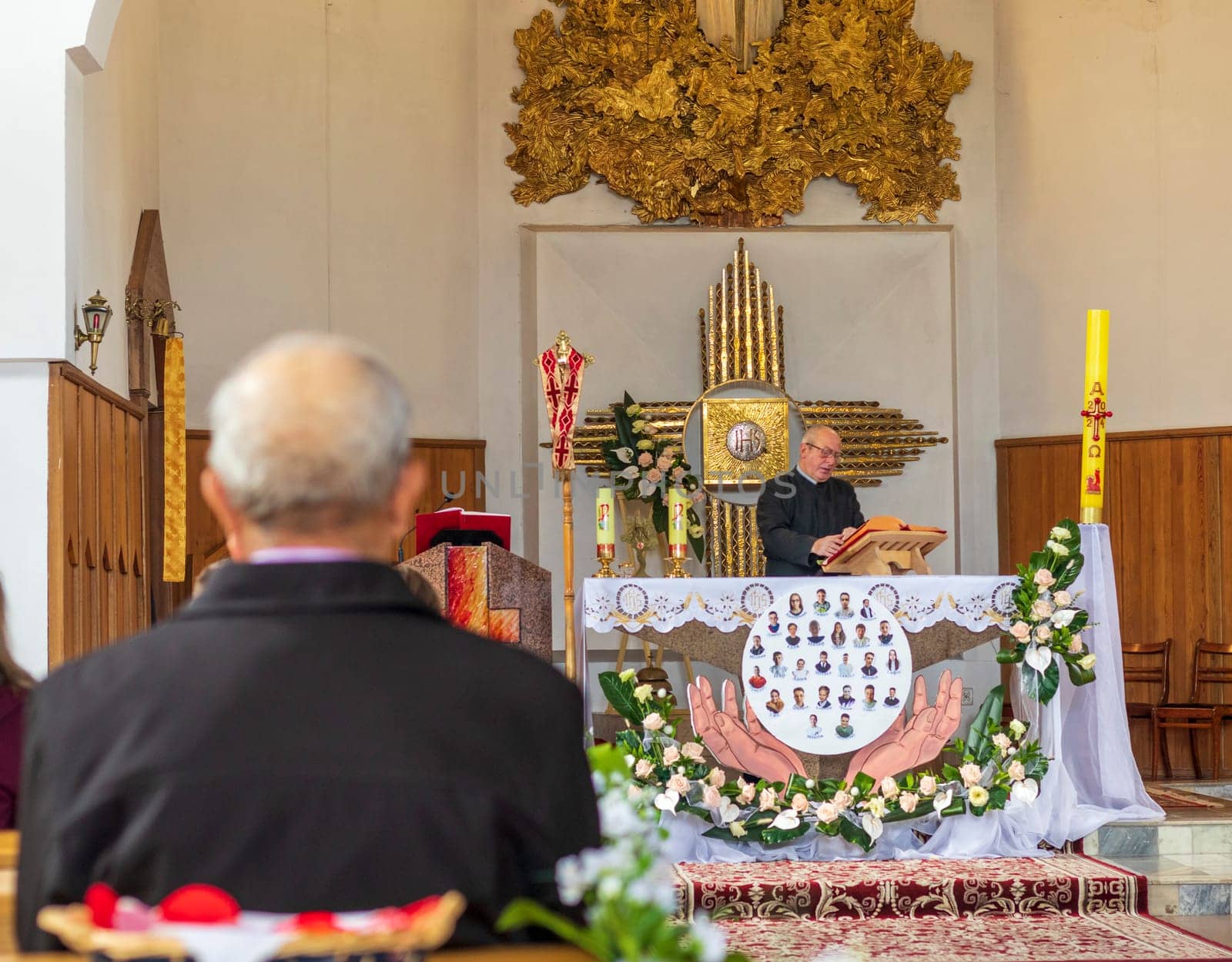 05.05.2024 - Brest, Belarus - Priest says the prayer at Roman catholic church. Religion by pazemin