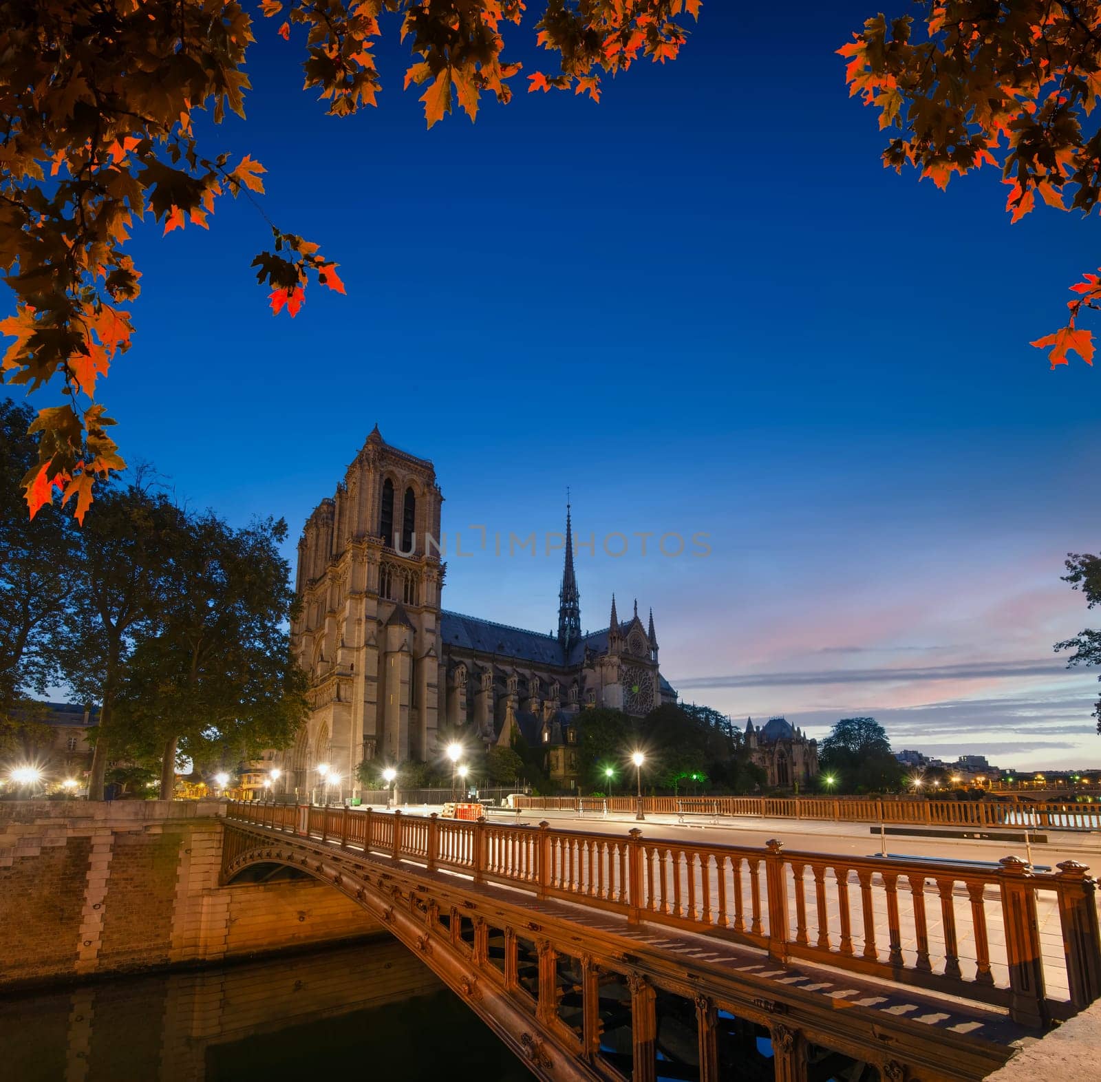 Seine and Notre Dame de Paris, Paris, France