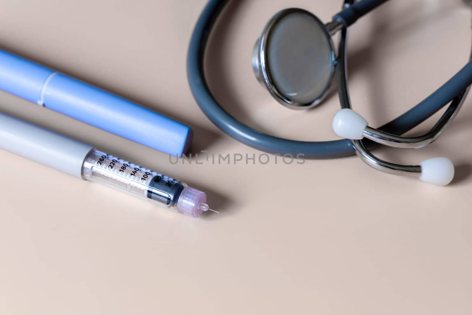 Insulin injection pen or insulin cartridge pen for diabetics. Medical equipment for diabetes parients.