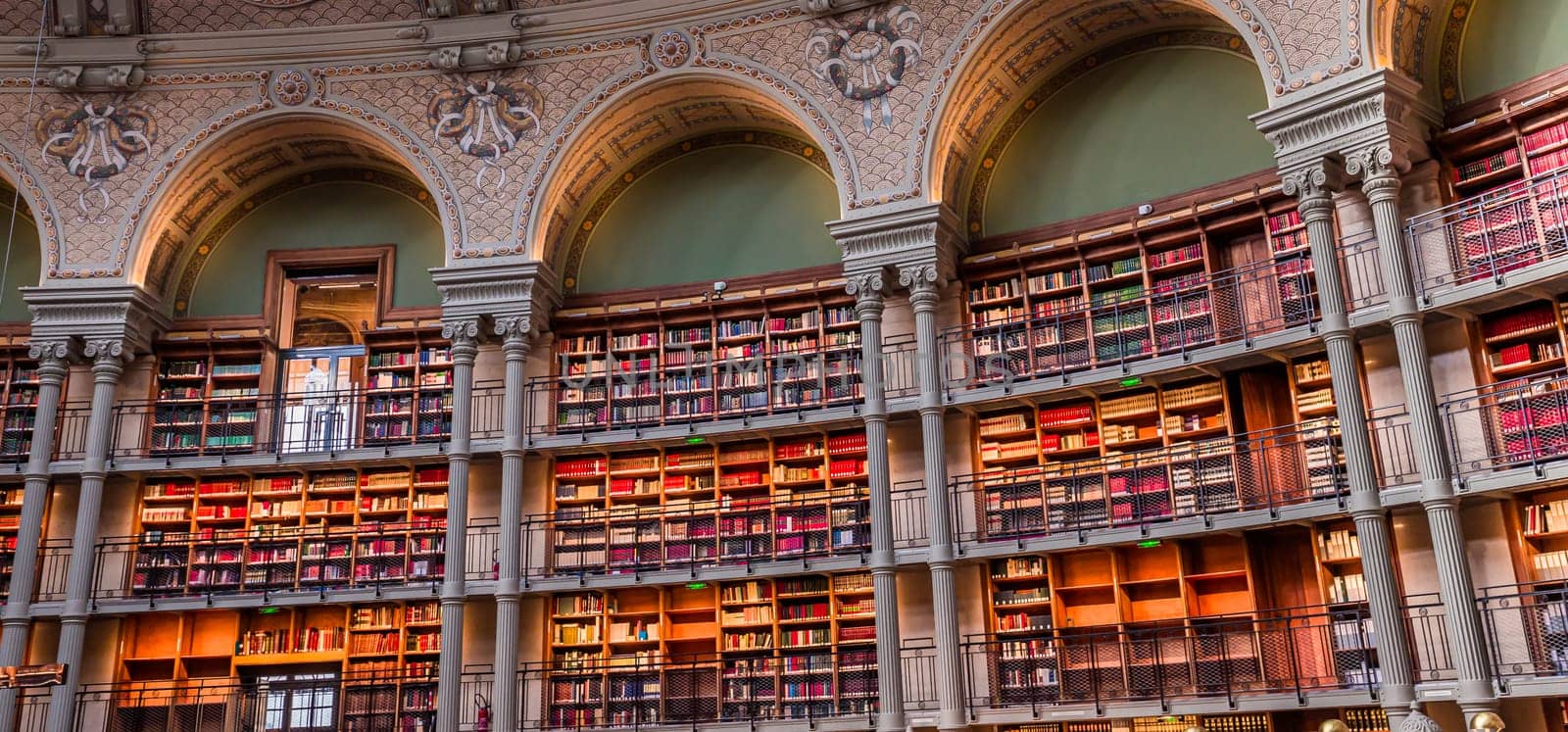 PARIS, FRANCE, OCTOBER 20, 2022 : Oval reading room in National Library, Richelieu site, Paris, france, built by architects Jean-Louis Pascal. and Alfred Recoura, from year 1897 to year 1932