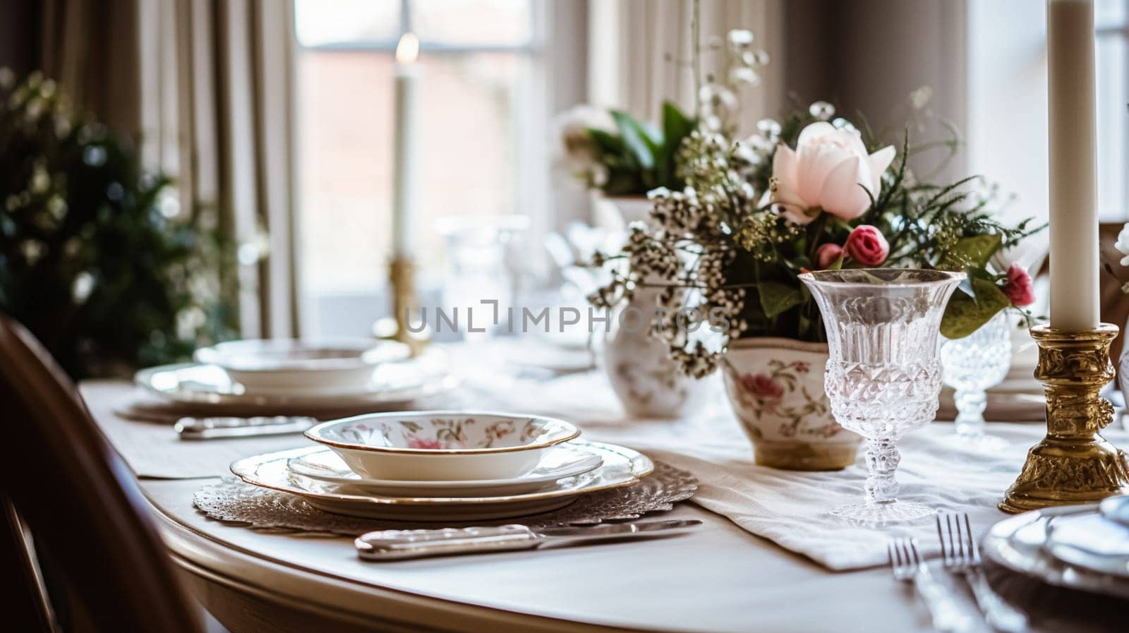 Christmas holiday family breakfast, table setting decor and festive tablescape, English country and home styling inspiration