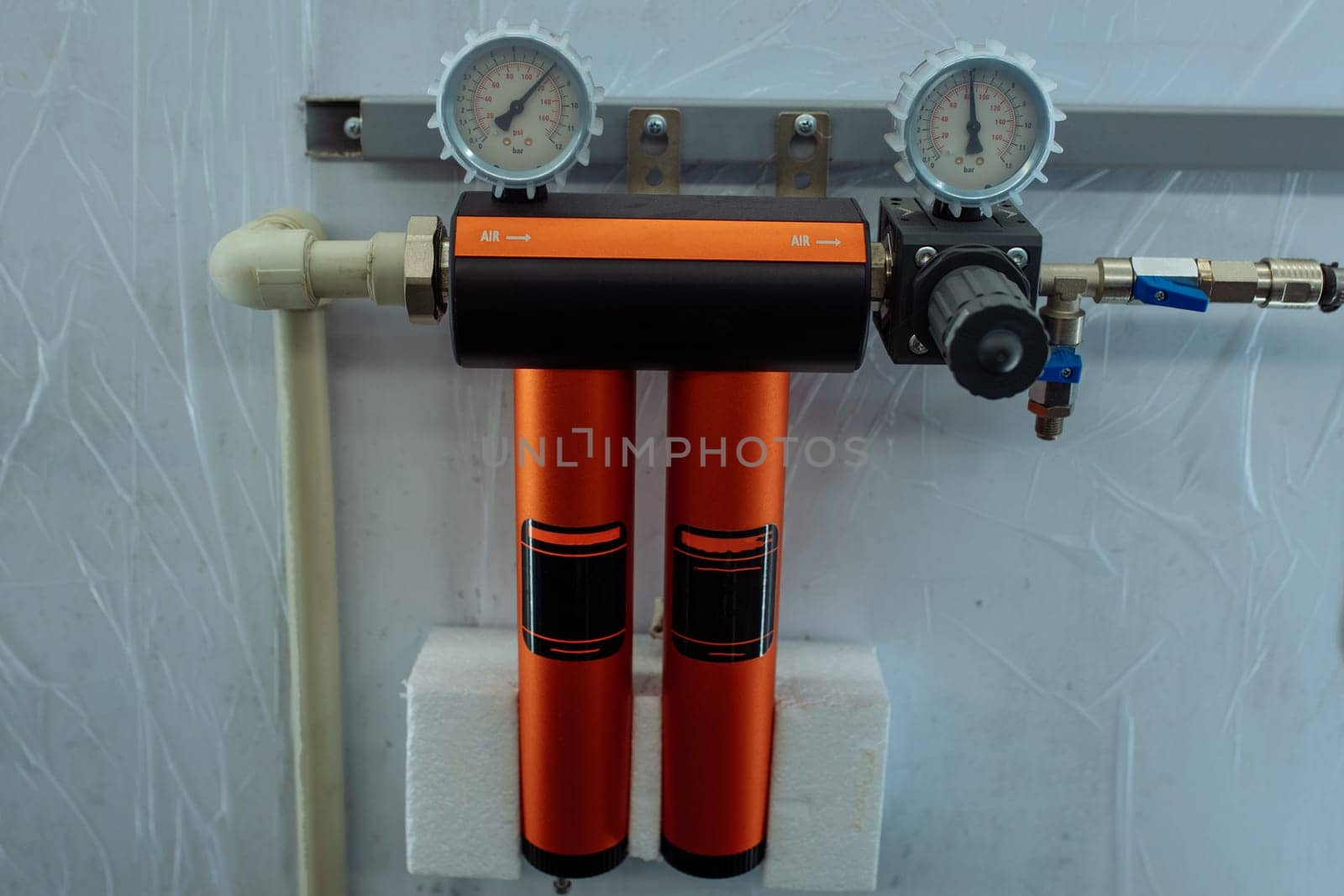 Air compressor water trap filter, pressure gauge