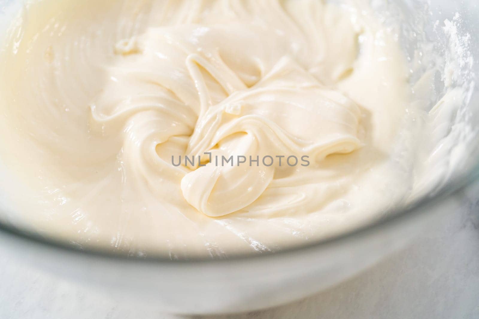 Cream cheese glaze by arinahabich