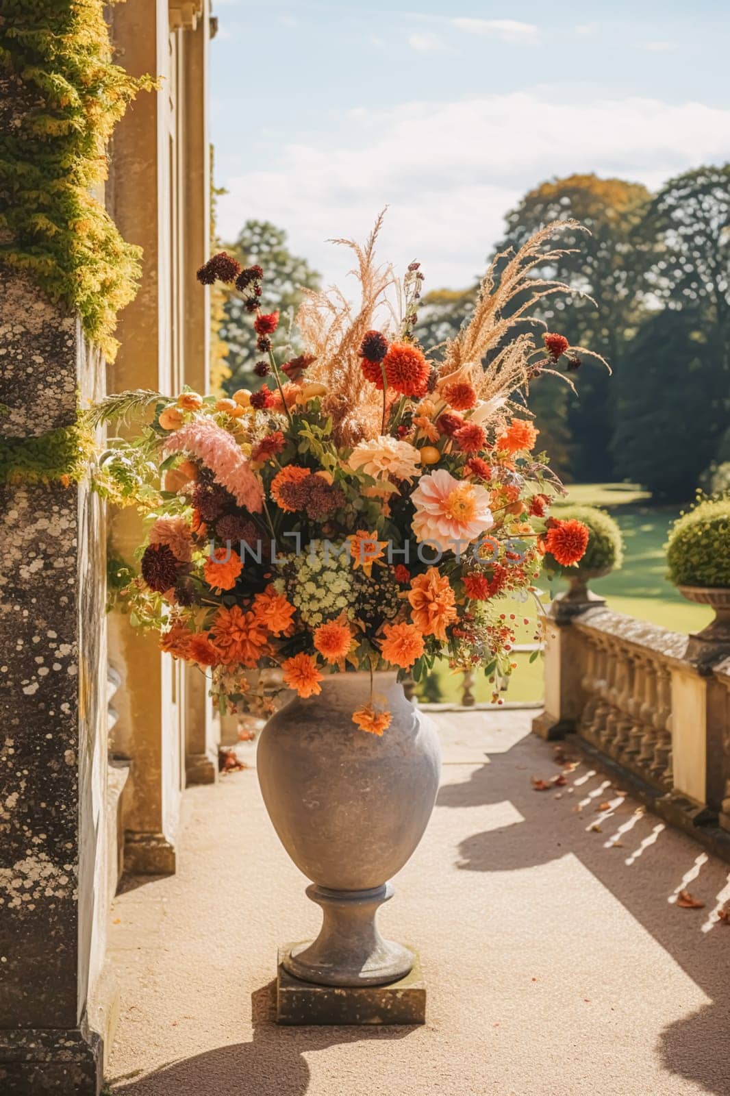 Floral decoration, wedding decor and autumn holiday celebration, autumnal flowers and event decorations in the English countryside garden, country style idea