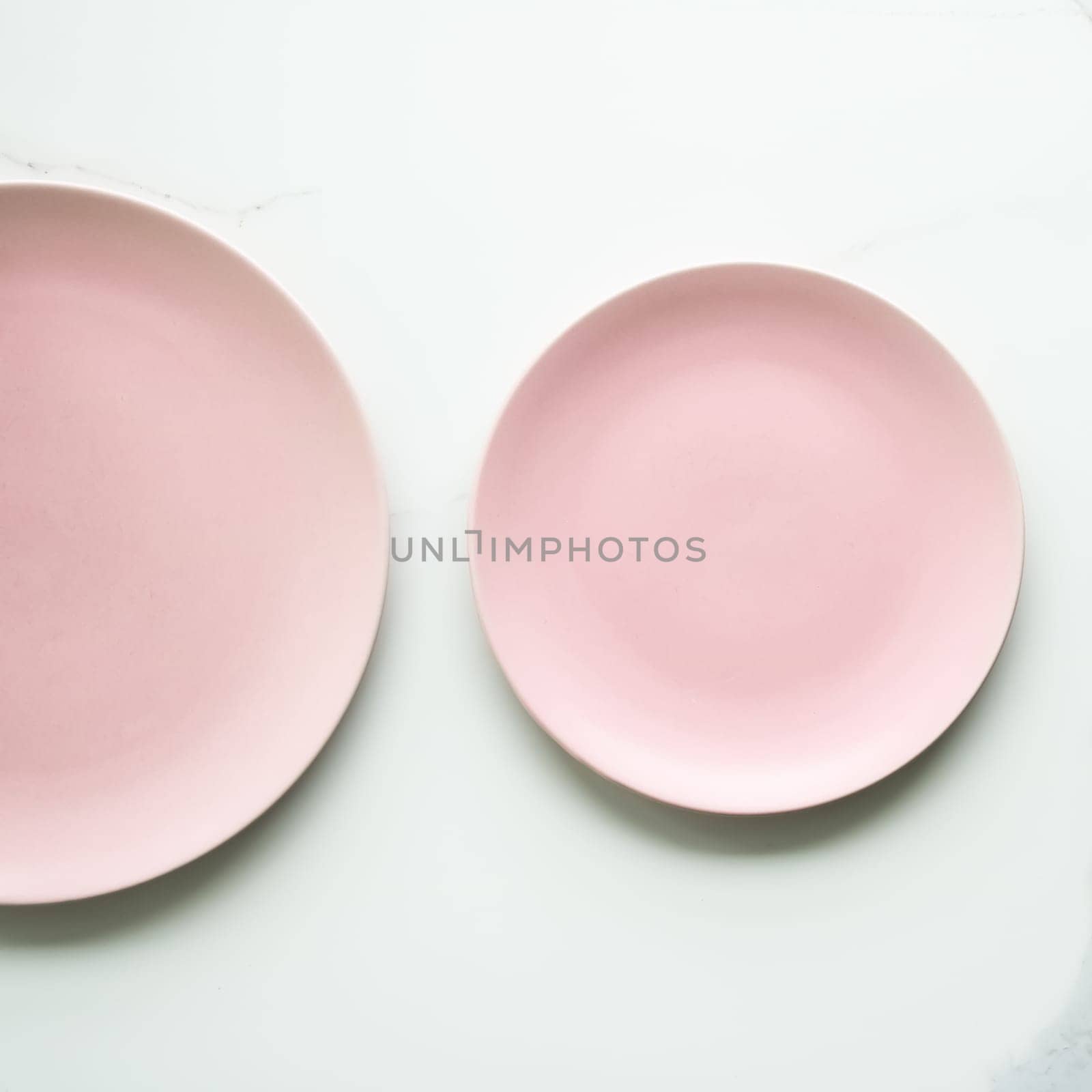 Pink empty plate on marble, flatlay - stylish tableware, table decor and food menu concept. Serve the perfect dish