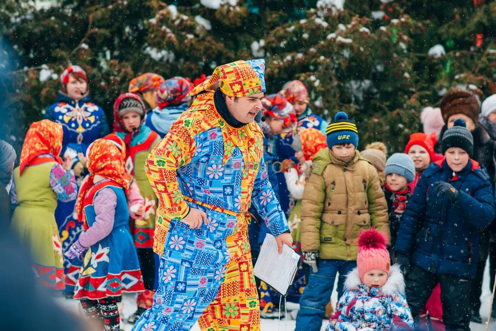 VICHUGA, RUSSIA - FEBRUARY 17, 2018: Contests and entertainment on stage at the traditional winter Russian Slavic celebration of the Maslenitsa holiday
