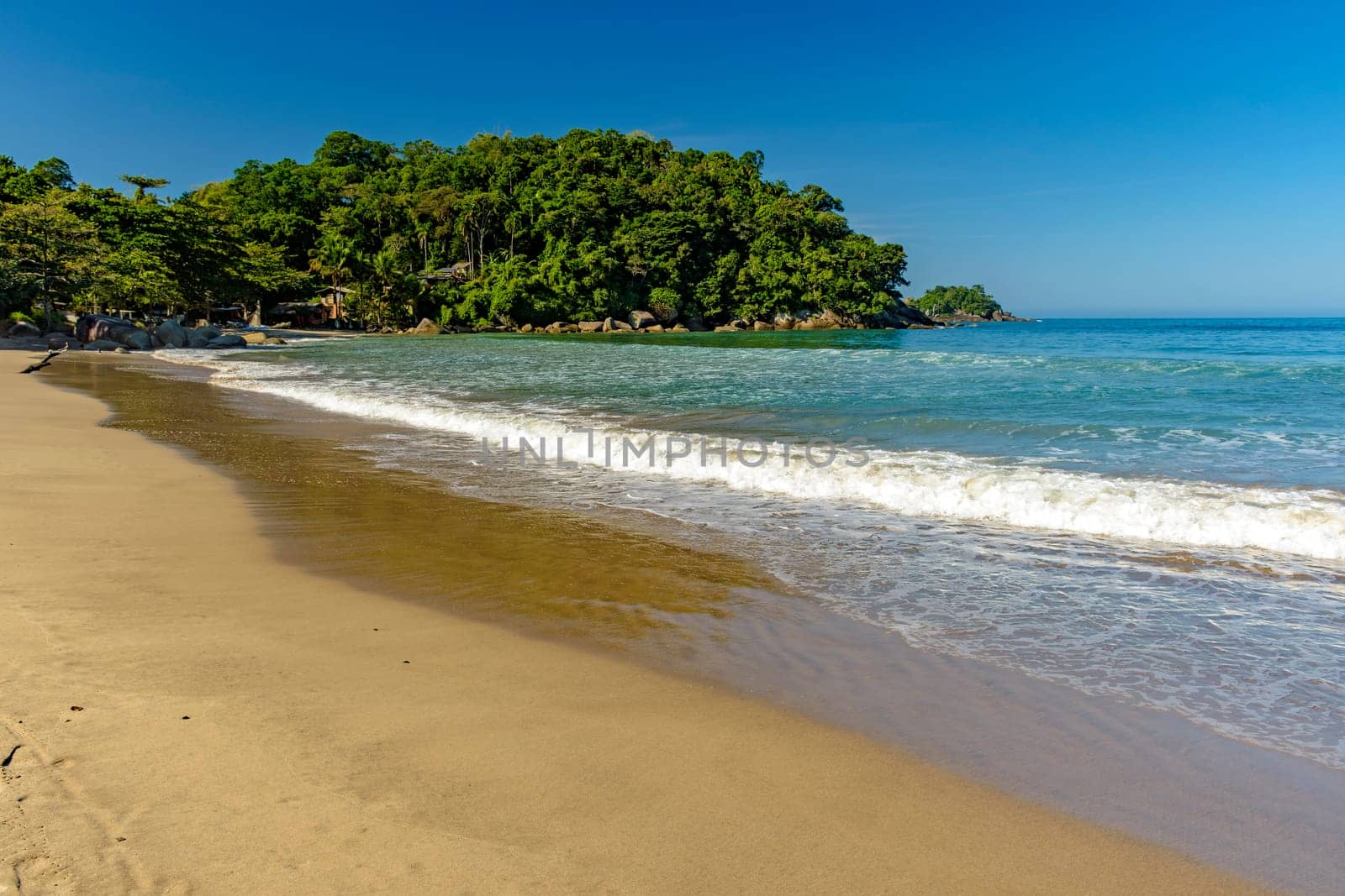 Stunning Castelhanos beach by Fred_Pinheiro